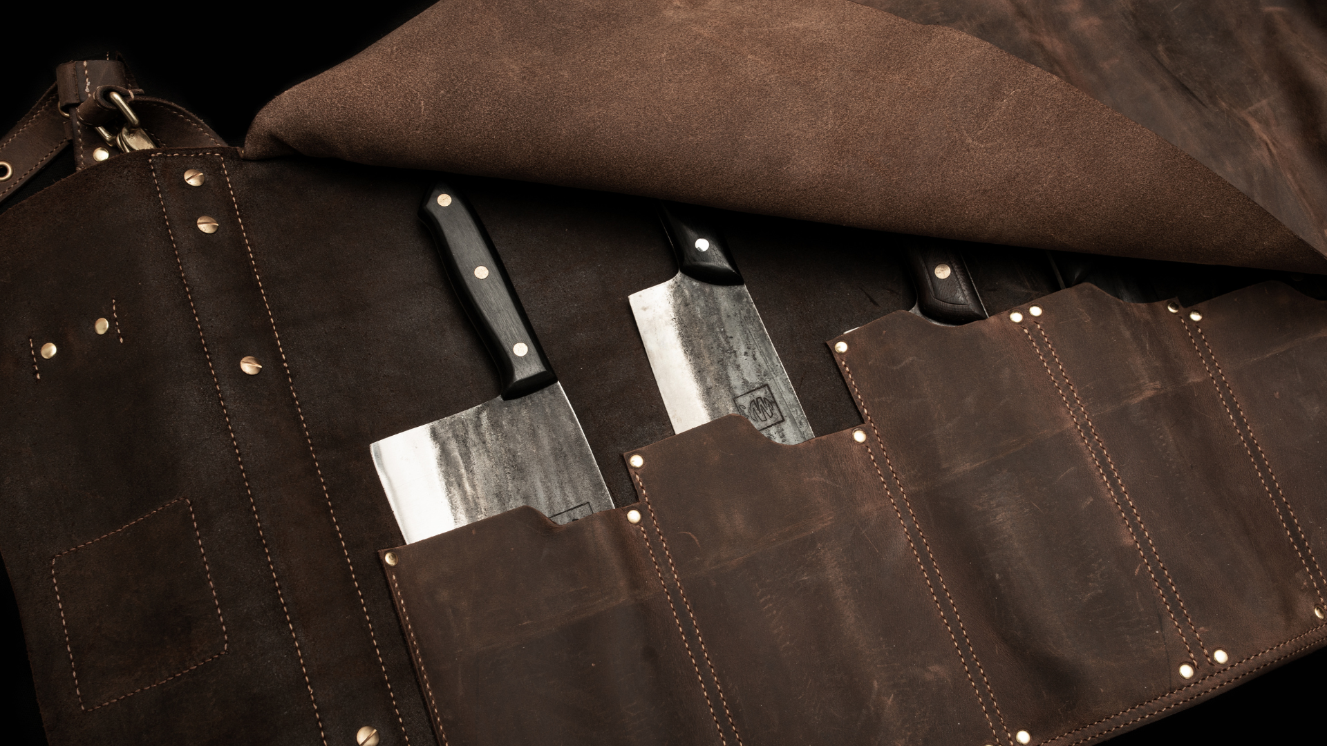 Keep Your Handmade Steel Knives Safe and Stunning: 4 Tips for Displaying and Storing Your Collection